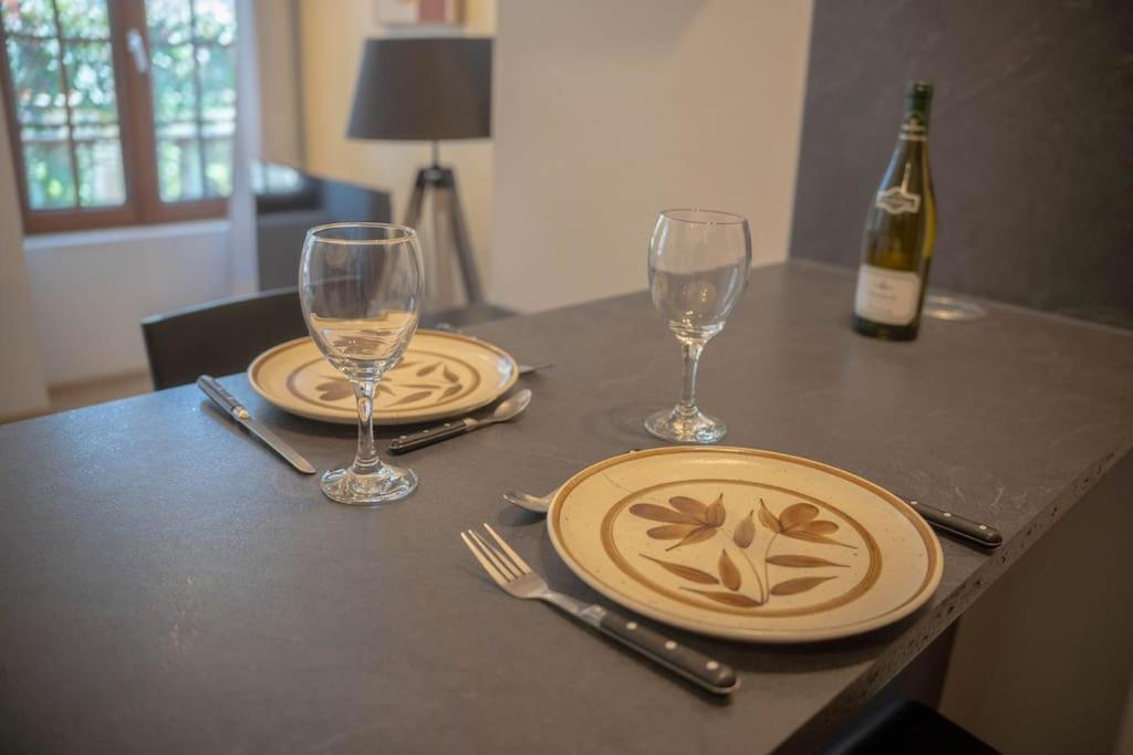 Le Beau Chardonnay, Au Coeur De Chablis Apartment Exterior photo